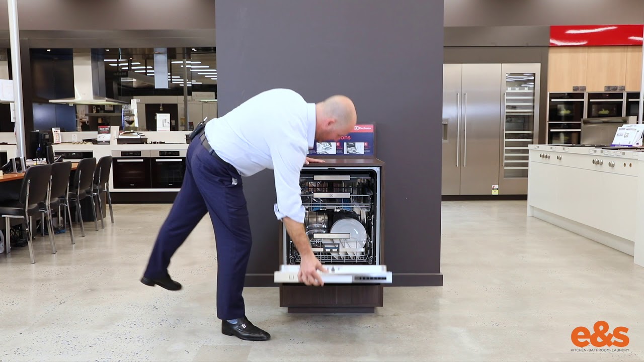Electrolux Comfortlift Built-Under Dishwasher