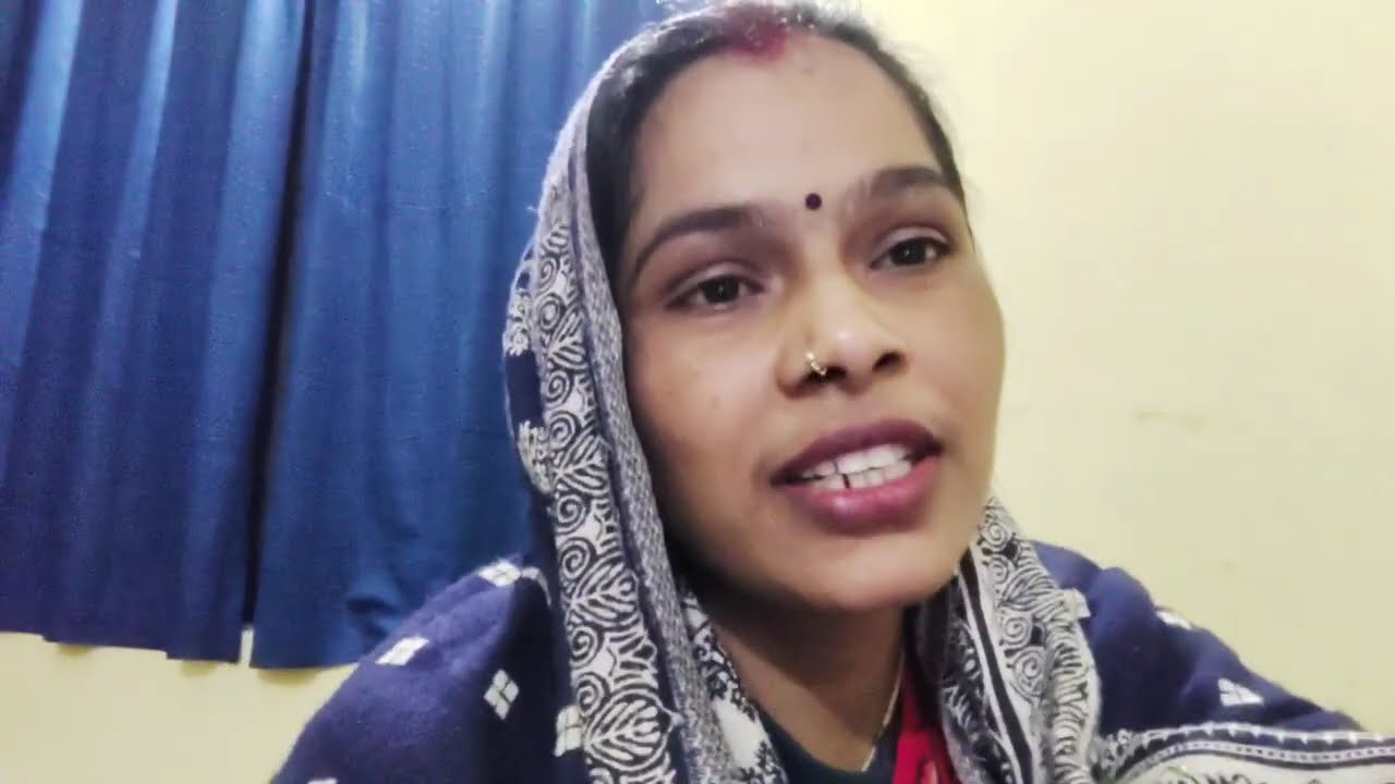 साधना की पहली पेमेंट आने पर साधना के लिए गांव को खिलाया लड्डू और शिवानी को भी /#neetuofficial #viral