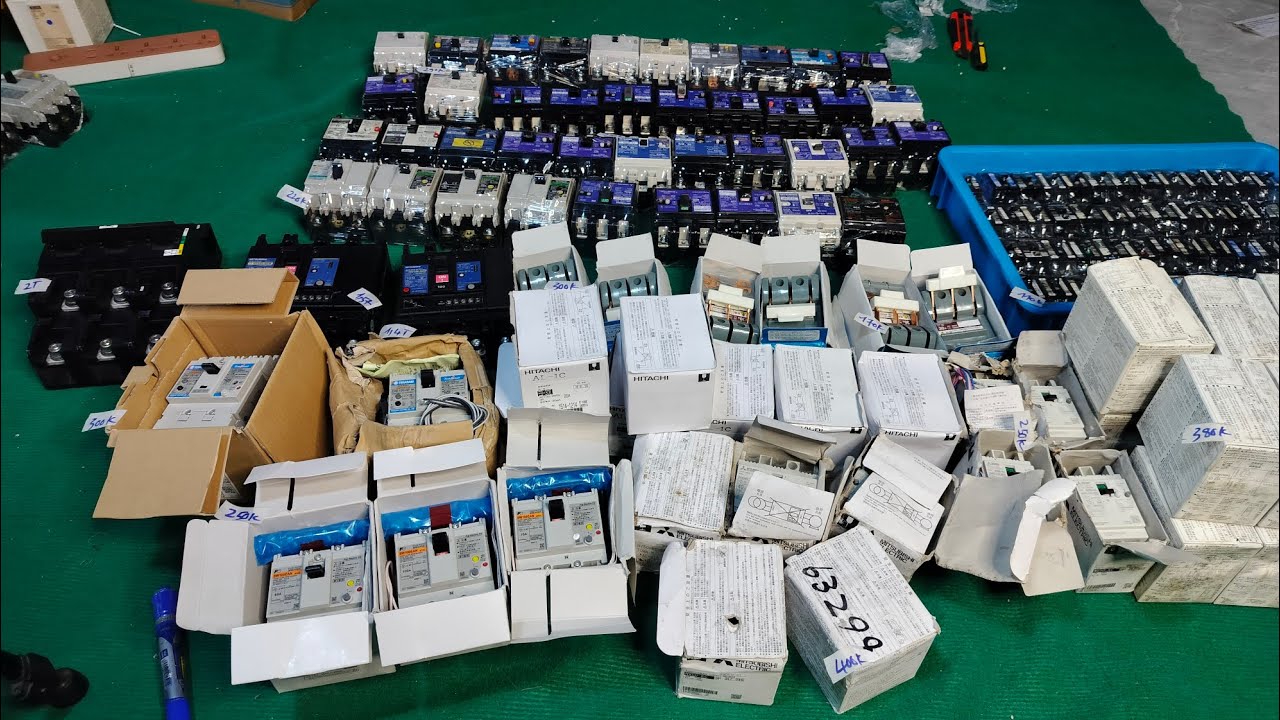 CB chống giật hàng nhật mới , bãi , 15A đến 100A ,cb đảo chiều, cb 3p 4 cực