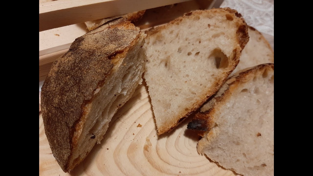 Filone di pane con farina Petra1 e semola