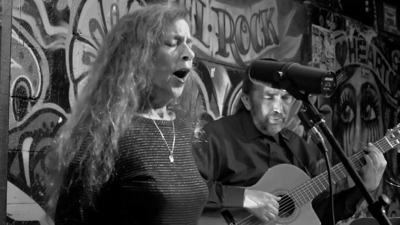 Solares baldios - Nina Galindo - Sesiones Alicia