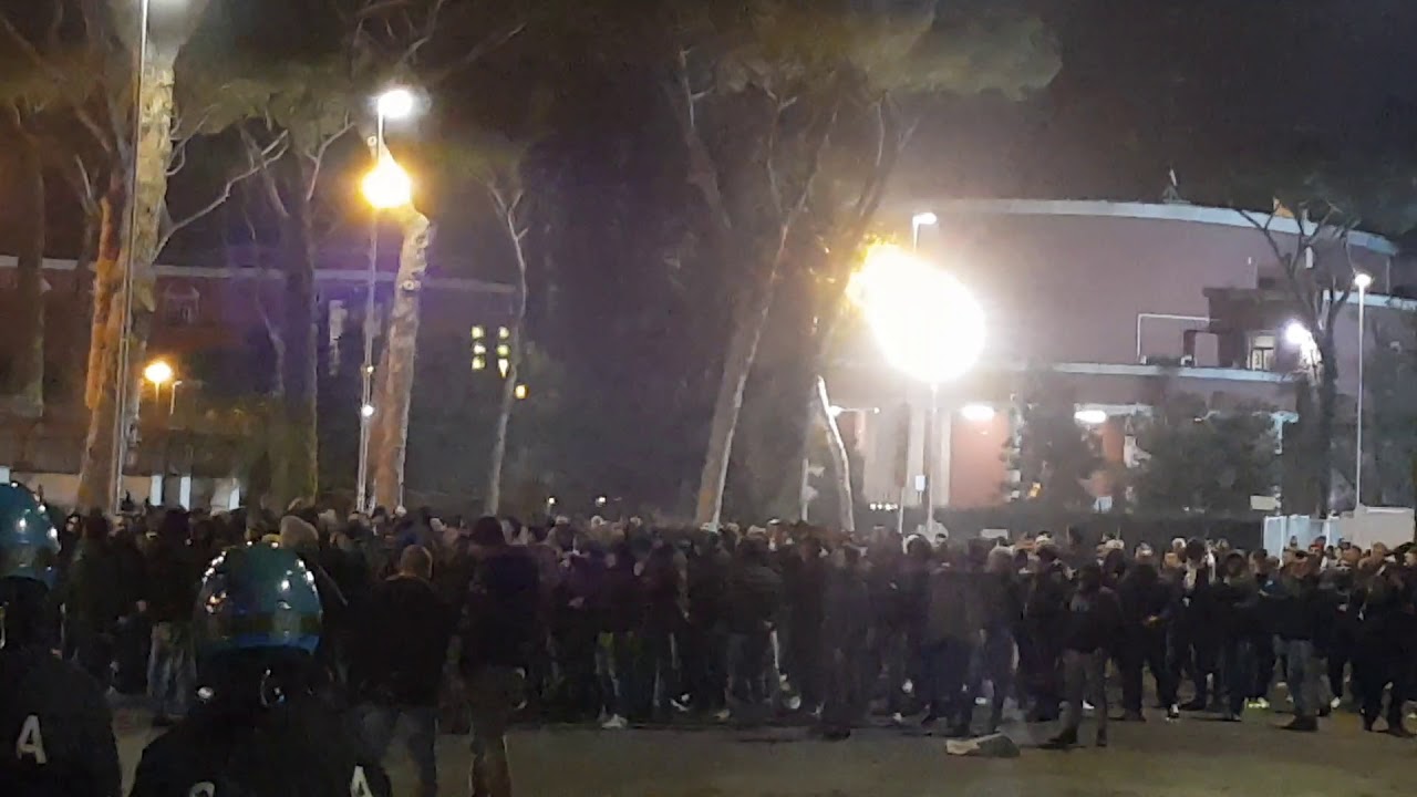 La Protesta dei tifosi dopo Lazio Torino
