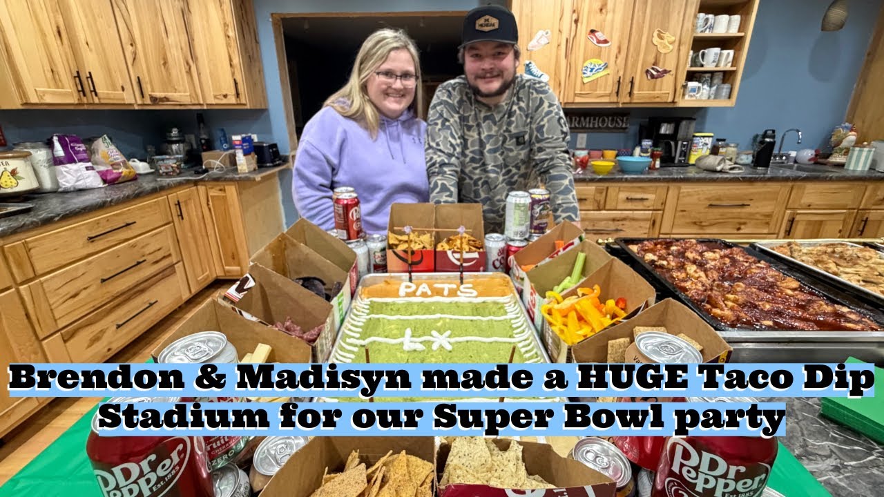 How to Make a Taco Dip Stadium for Super Bowl (Step-by-Step)