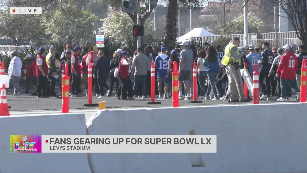 Fans arriving at Levi's Stadium ahead of Super Bowl LX