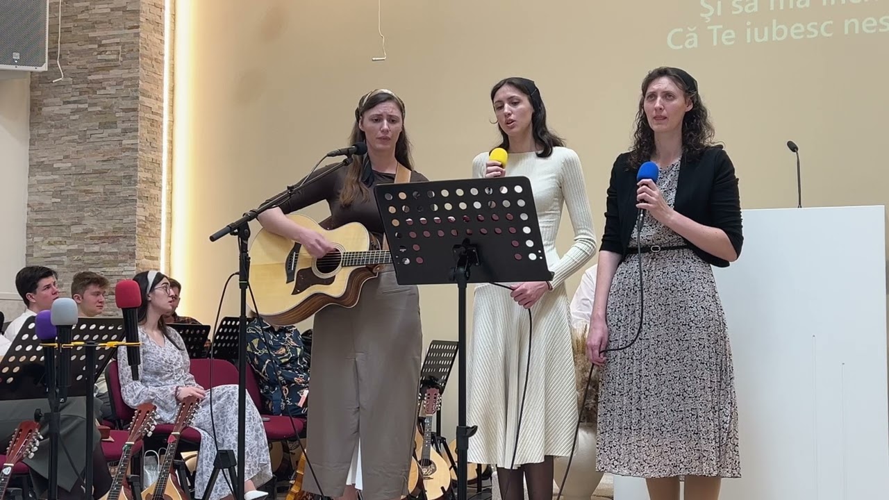 SURORILE CZERNY | CU MAINILE INTINSE SPRE CER