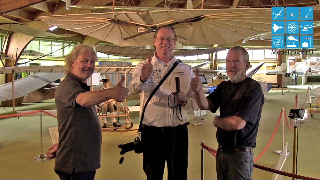 EXKLUSIVE FÜHRUNG IM DEUTSCHEN SEGELFLUGMUSEUM MIT MODELLFLUG AUF DER WASSERKUPPE 2014