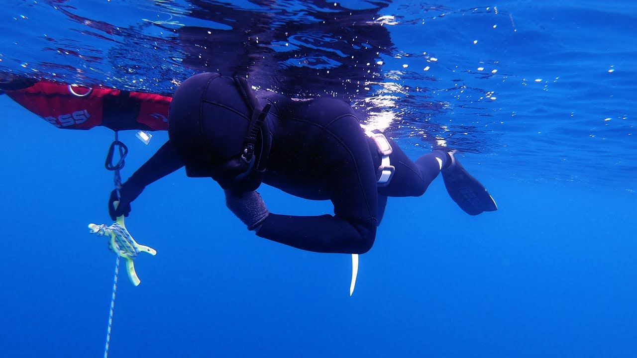 Freediving winter training to -23m