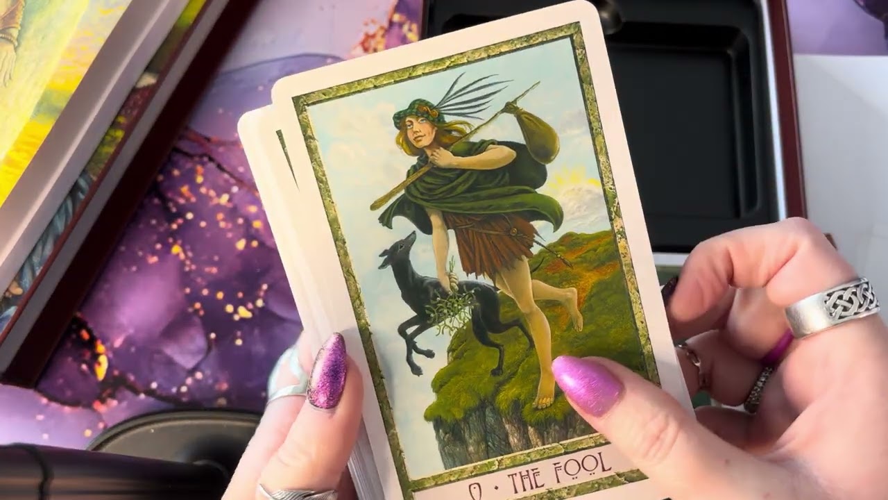 Unboxing and review of Druid Craft Tarot
