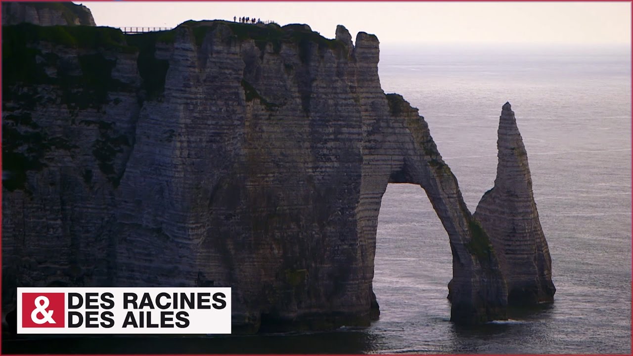 Monet aux falaises d'Etretat