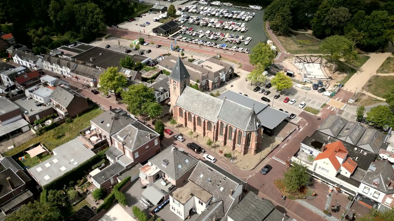 4K drone film - Geldermalsen, stad in de Betuwe