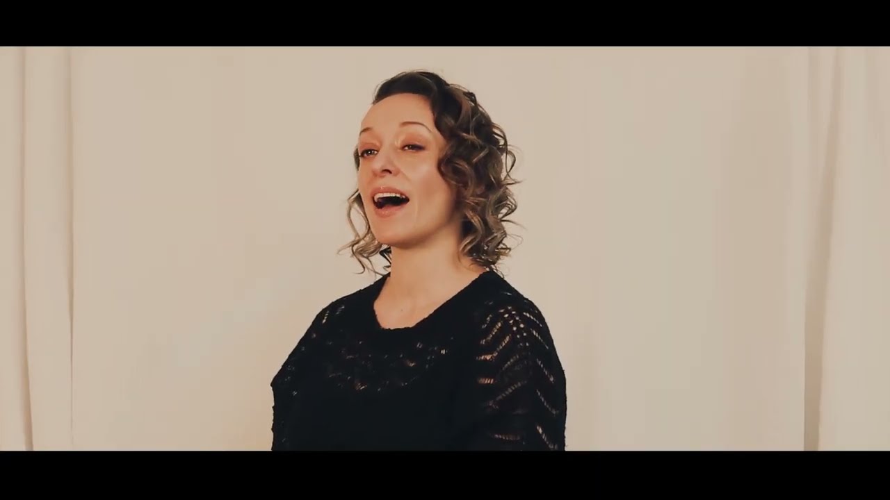 Ana Silvera feat. Alan Hampton - Early Frost  (Official Music Video)