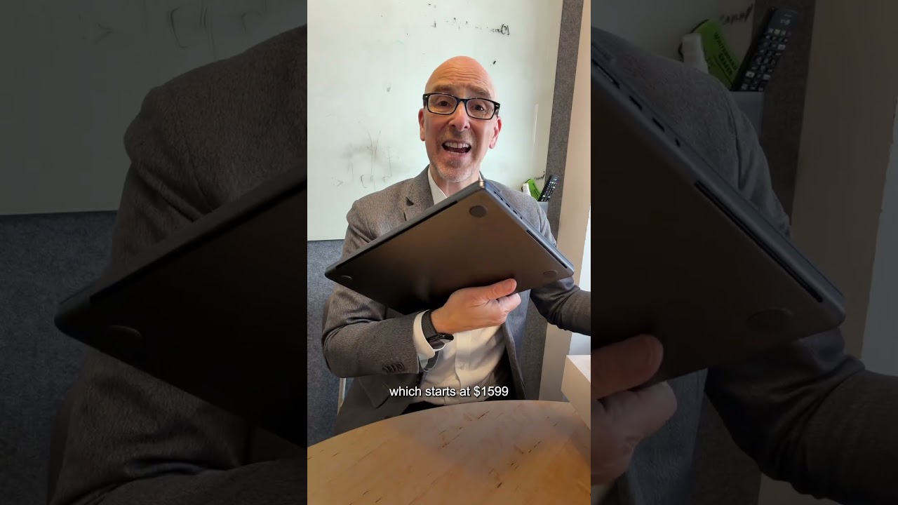 Распаковка MacBook Pro 14 дюймов (M5): кажется, что это небольшое обновление по сравнению с прошл...