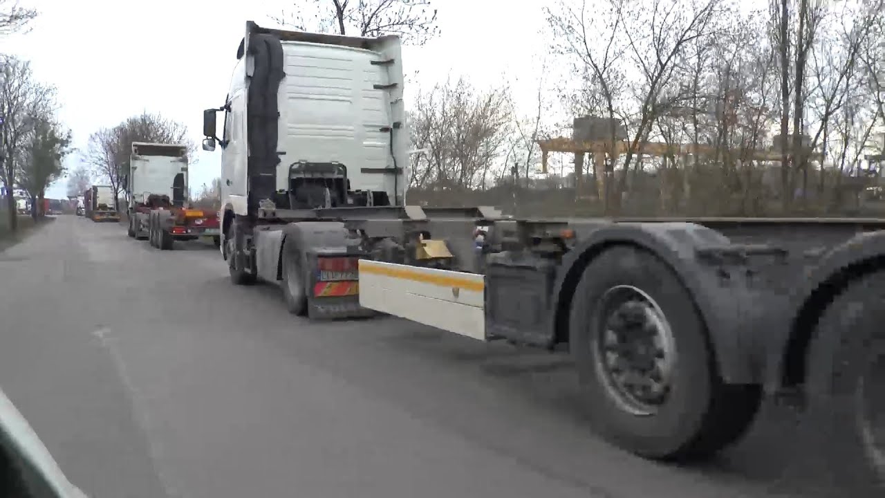 Kolejki do PKP Cargo w Małaszewiczach
