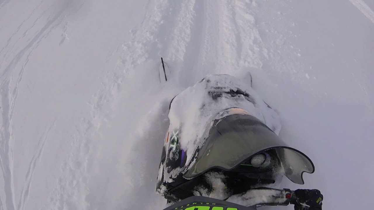 DEEP SNOW Arctic Cat 550