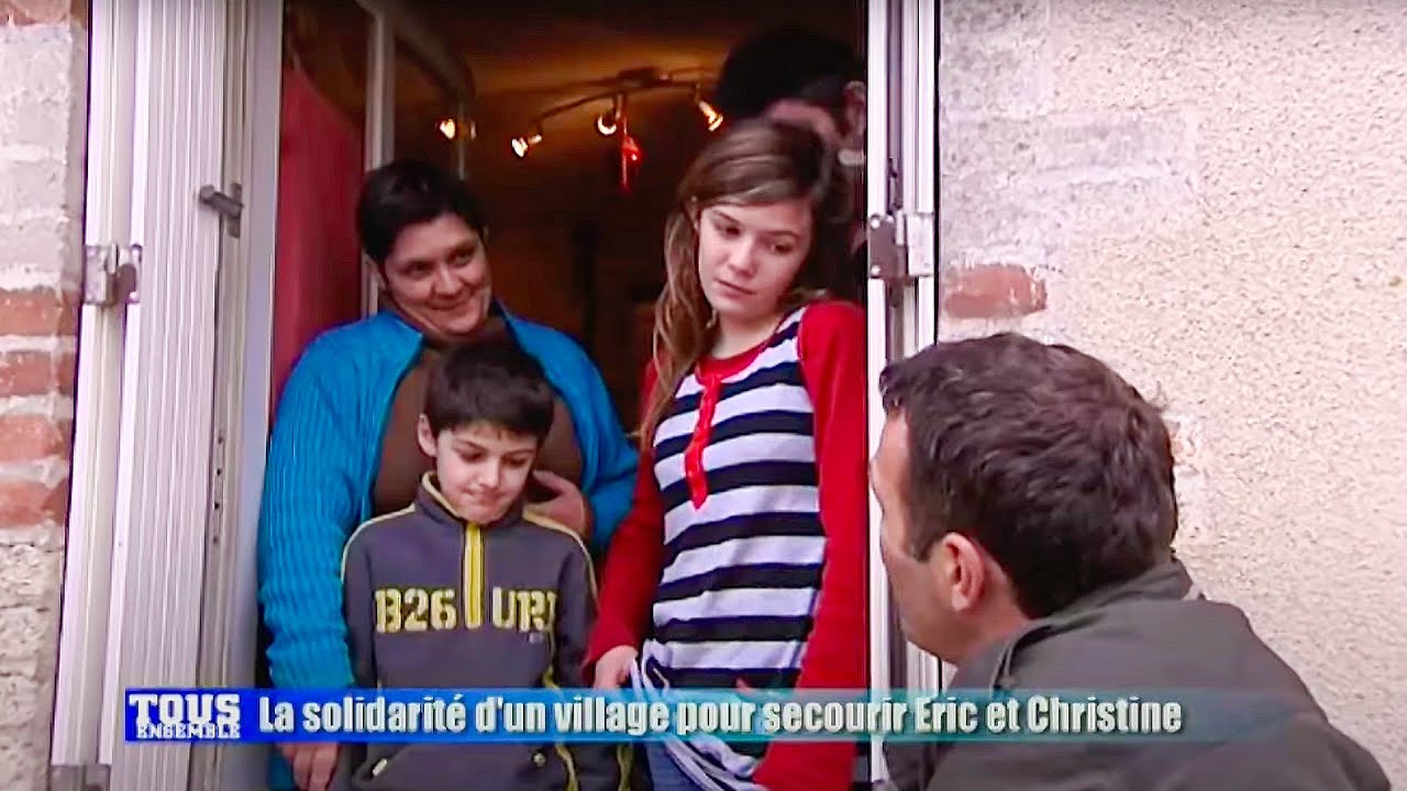 Éric et sa famille vivent dans deux pièces délabrées.. 🏠