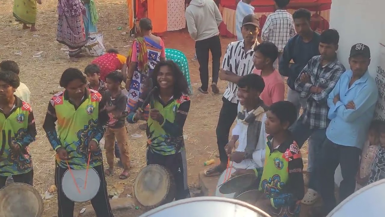 PANI MARI GOLA JAIN KORAPUTIA DESIA SANG K.D.P BAND PARTY MAD K 208.@K.D.P_Band_Party_Mad_k_208 