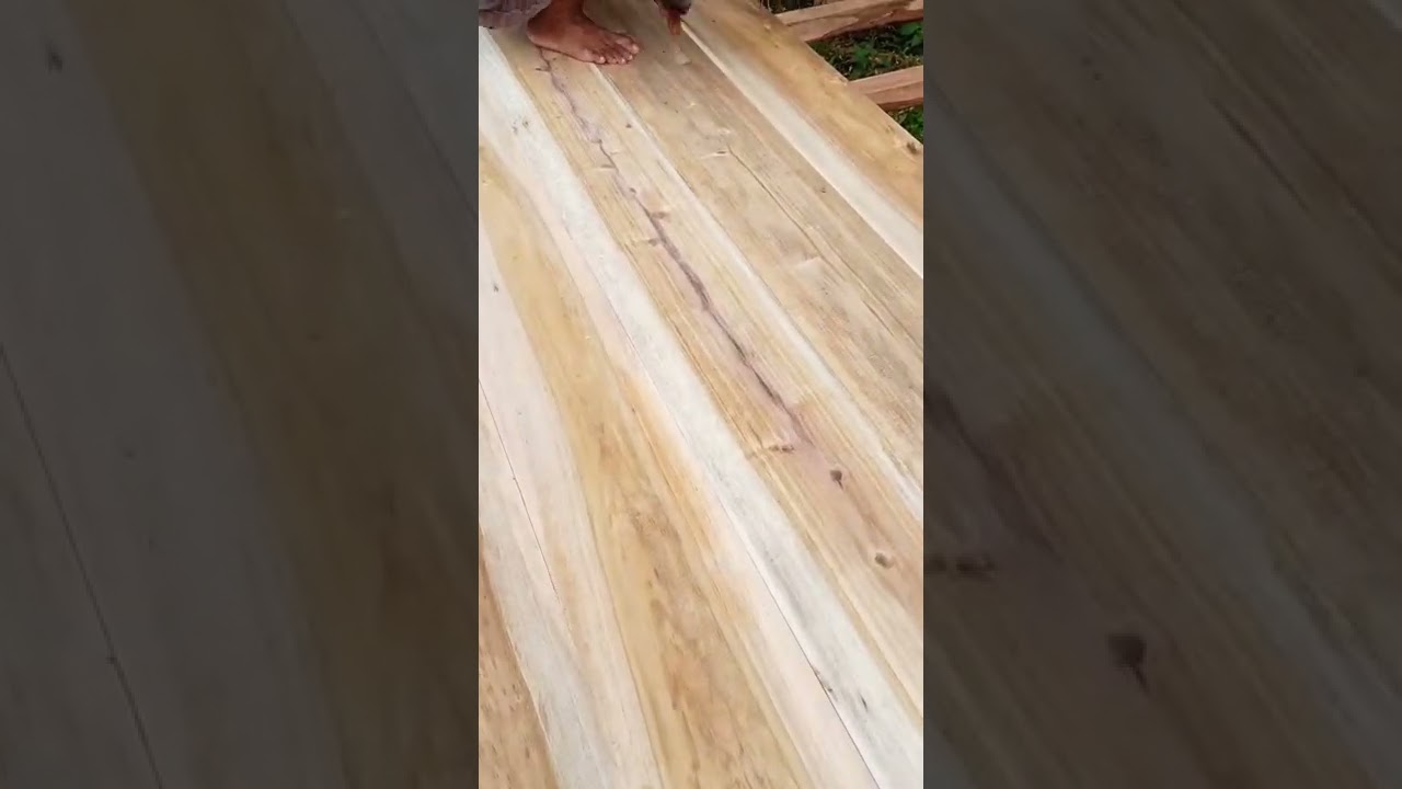 PEMASANGAN LANTAI PAPAN||RUMAH KAYU UNIK