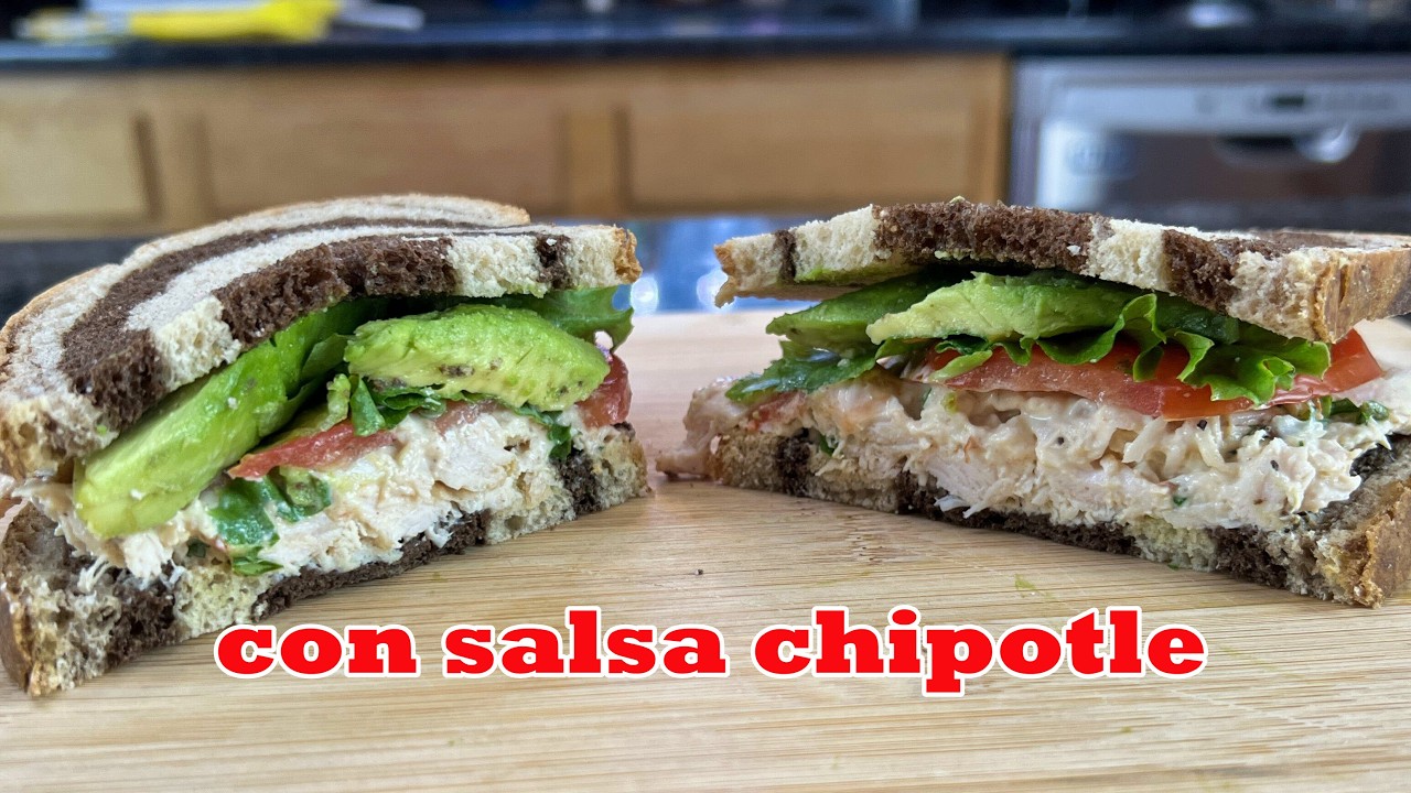 Sándwich de Pavo con Salsa Chipotle 🌶️ Fácil y Delicioso