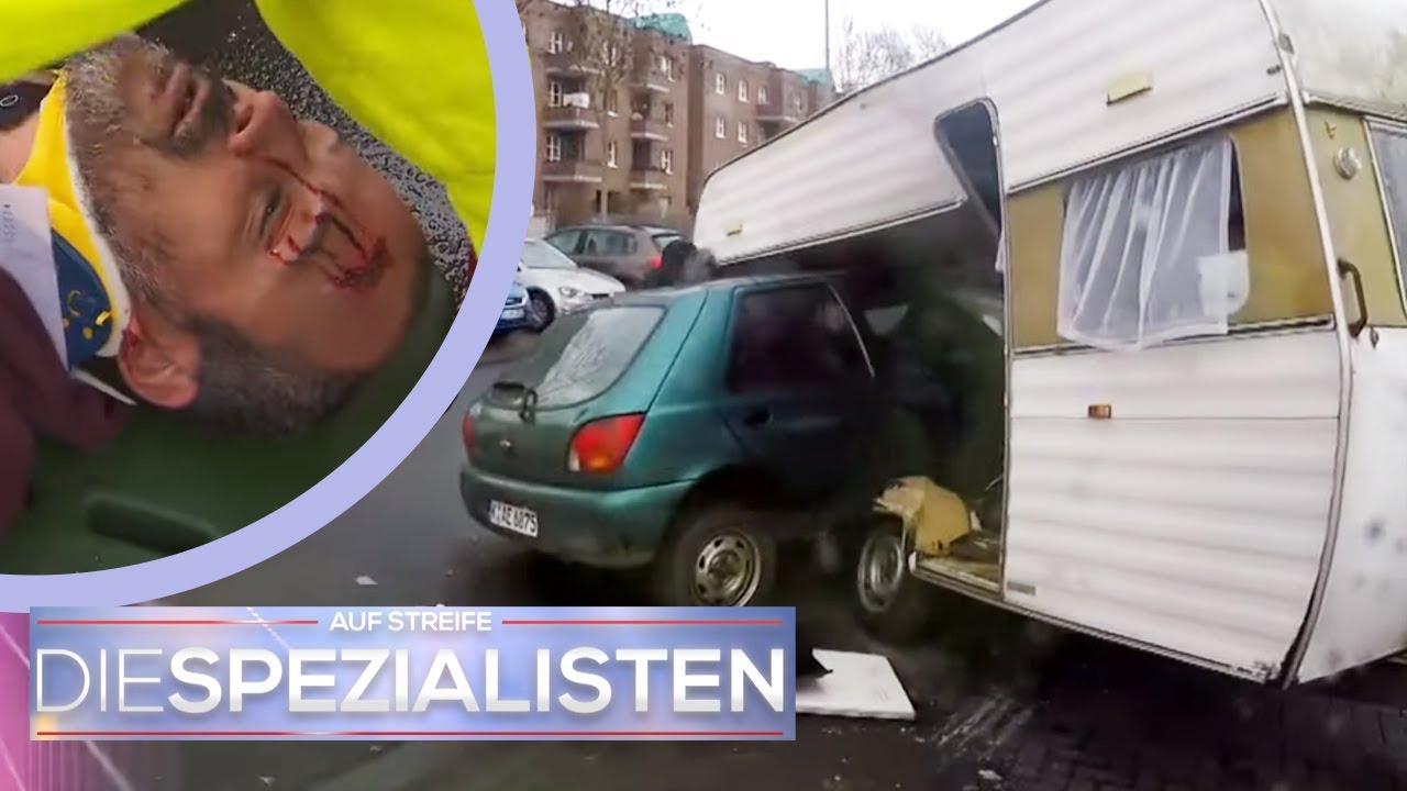 Fahrer zwischen Autos eingeklemmt: Autounfall mit Wohnwagen | Die Spezialisten | SAT.1