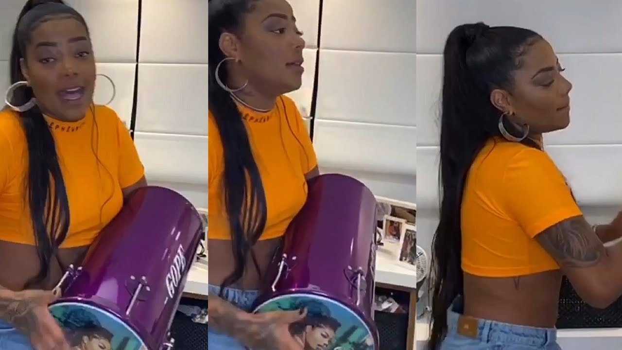 QUARENTENA | Ludmilla faz vídeos tocando alguns instrumentos musicais