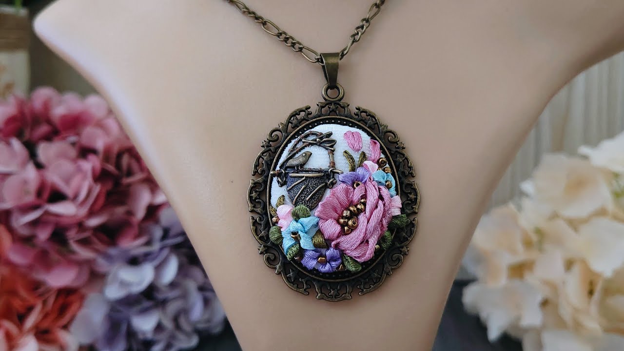 Flower Embroidered Necklace - How To Make Embroidery Pendant  - Vintage Pendant  - Business Idea