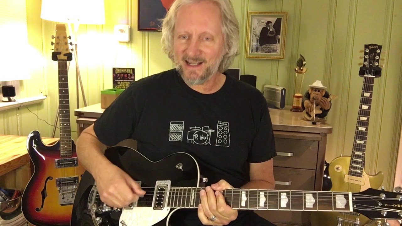 Parthenon Huxley shows HOW TO PLAY the guitar solos from THE END by The Beatles