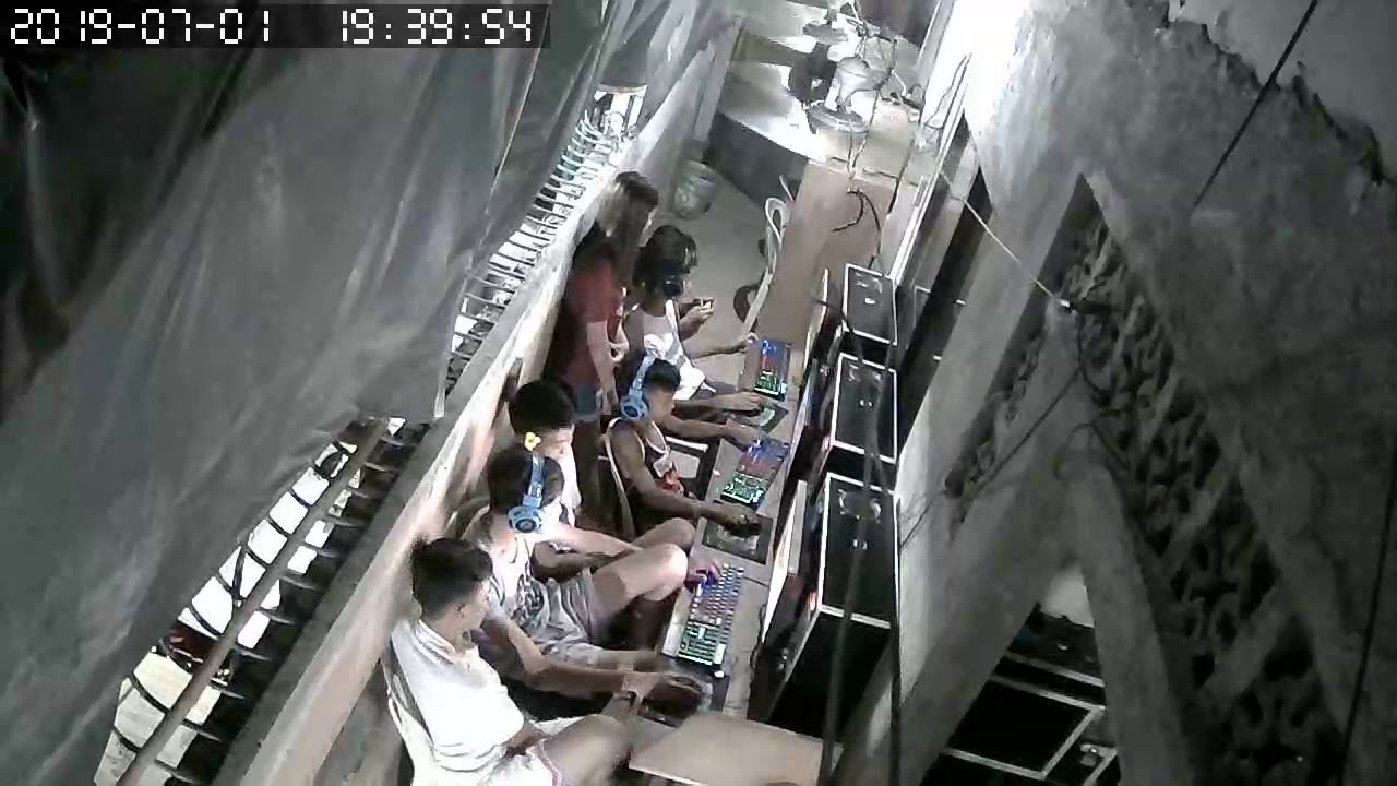 CCTV pisonet - report if you see something 4