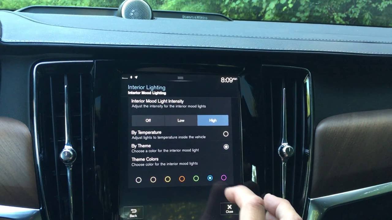 Как включить внутреннюю подсветку салона в вашем Volvo S90, XC90 или V90 2016 года выпуска и боле...
