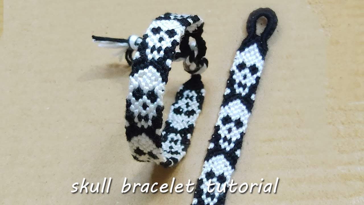Skull Friendship Bracelet Pattern - Halloween Bracelet Ideas