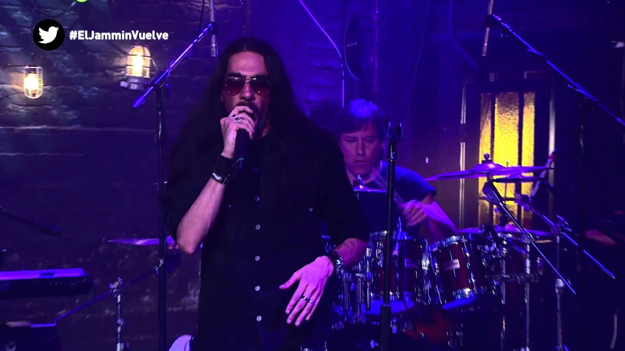 No soy de Fierro (En vivo) - Frágil (HD)