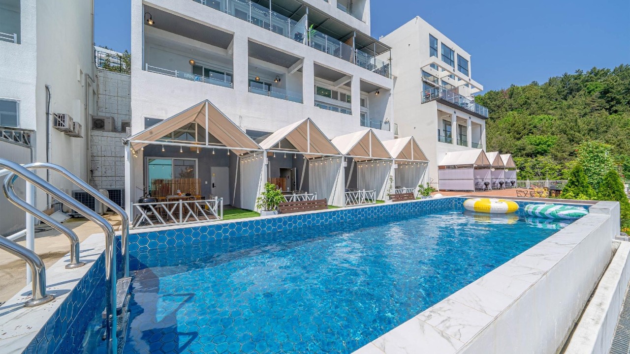 Yeosu Boner Poolvilla | Yeosu-si, South Korea | Hotel Review ⭐