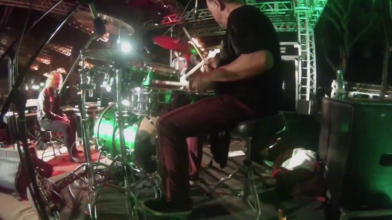 Renato Massa samba solo