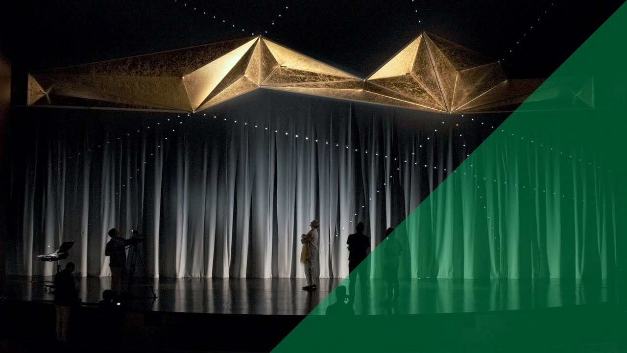 Show-stopping front curtain by Petra Blaisse at KACWC