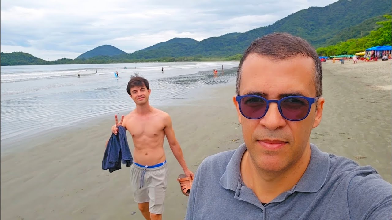 CHEGAMOS EM PEREQU&Ecirc;-A&Ccedil;U Uma praia de Ubatuba-SP N&oacute;s aparecemos no final