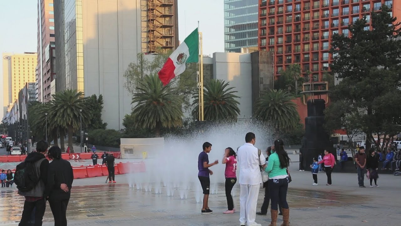 “Dreamers” in the U.S. are returning to Mexico on their own