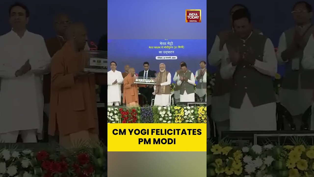 CM Yogi Adityanath Felicitates PM Modi In Meerut; ₹12,930 Cr Projects Launched #cmyogi #pmmodi