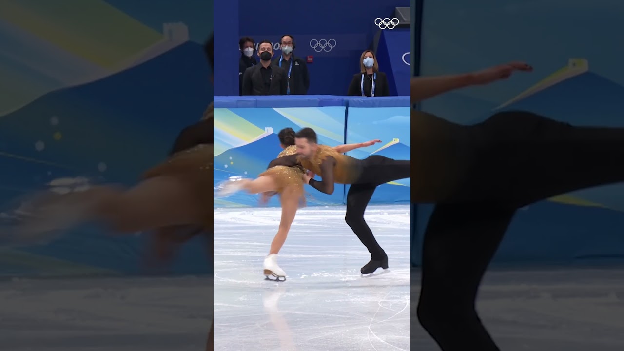 Still not over this 🦁💛 Lilah Fear and Lewis Gibson’s spectacular #LionKing skate at #Beijing2022