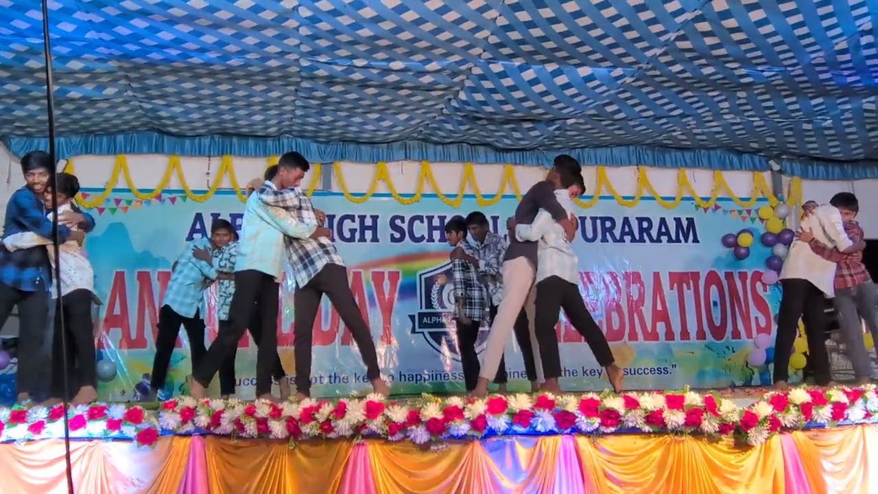 Class 10 boys dance