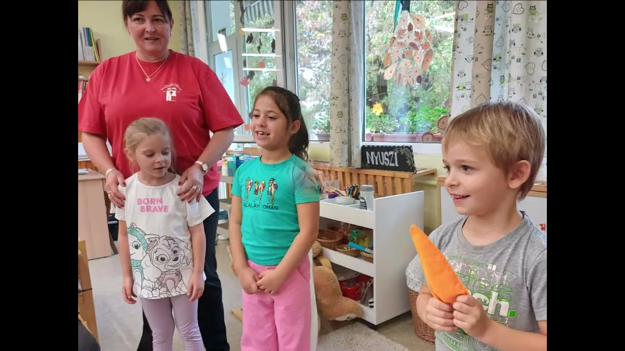 Ovi csalogató videó nyuszi csoport
