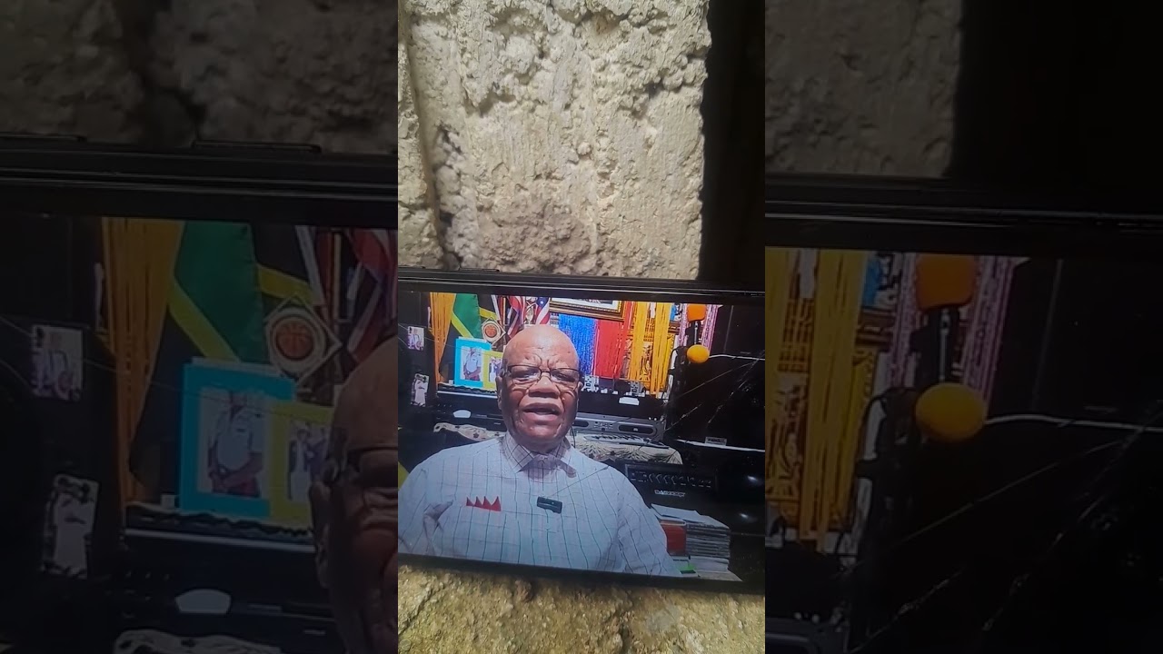 Guys. listen  dutty  Daddy  Gargon how him bitter