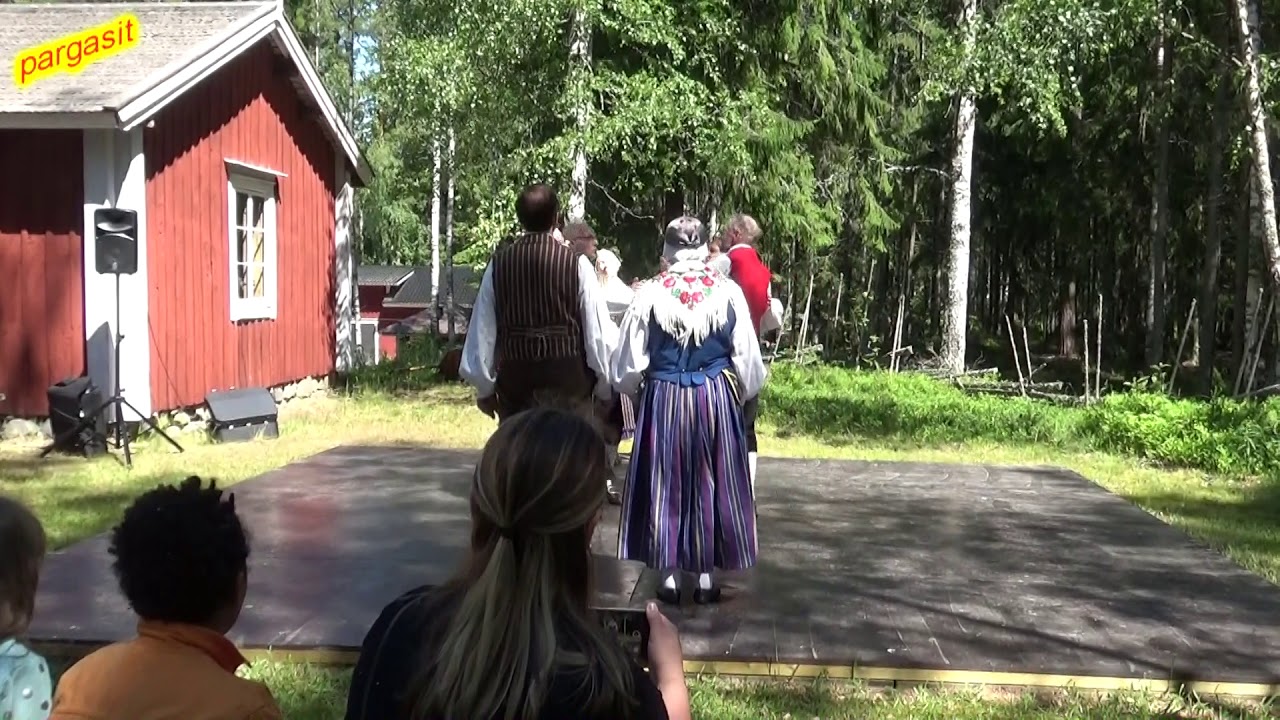 Folk dance - Pern&aring; fyrkant, Pellinge folkdansare 22.06.2019