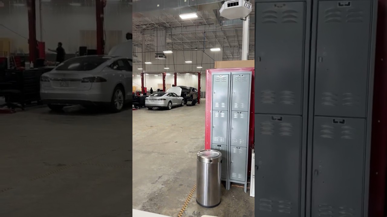 Cybertruck Charging issue is Fixed! I should get it back soon. 📐 