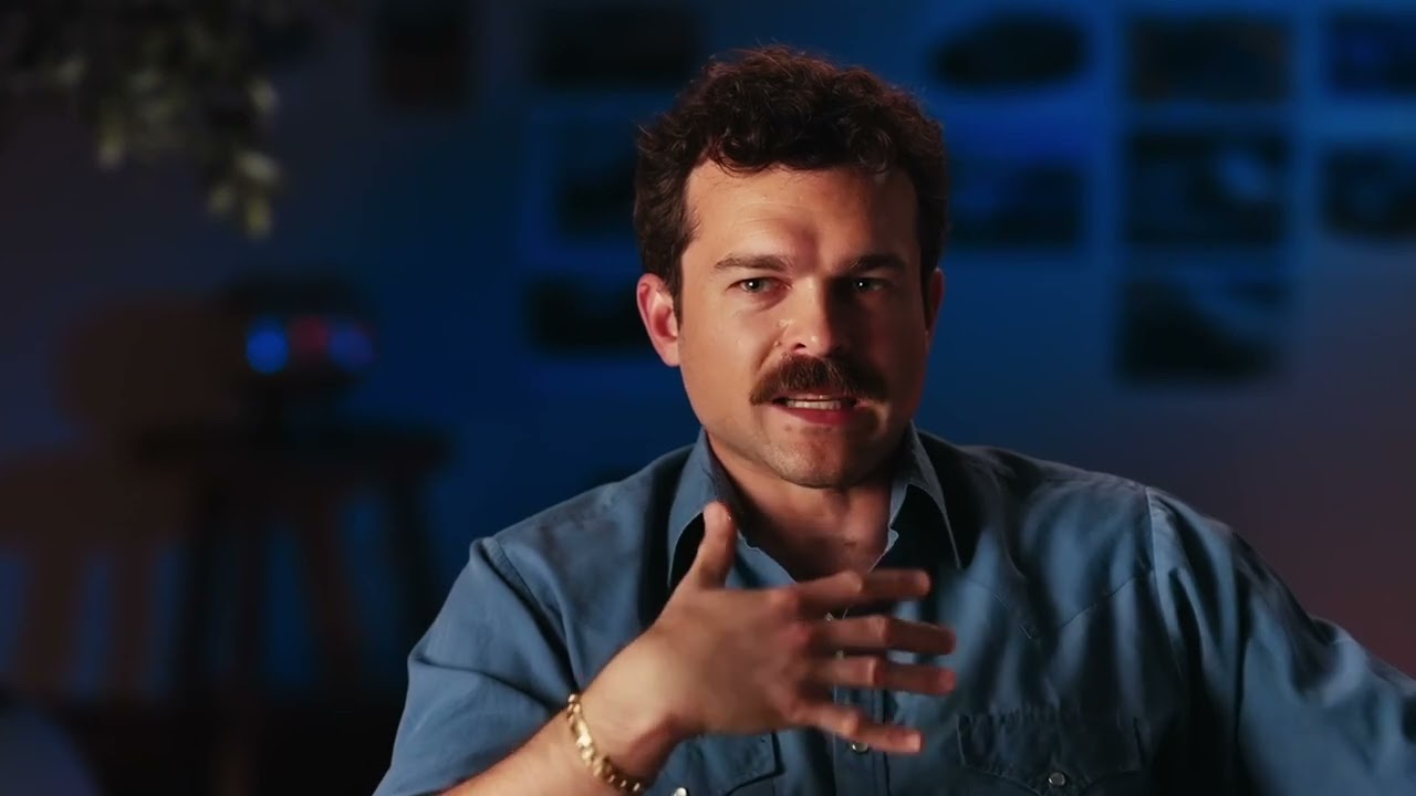 Alden Ehrenreich | Weapons