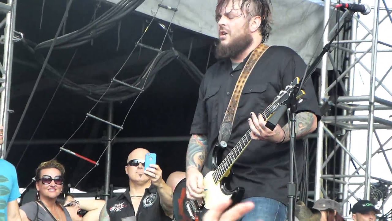 Seether - Remedy - Live 5-24-14 River City Rockfest