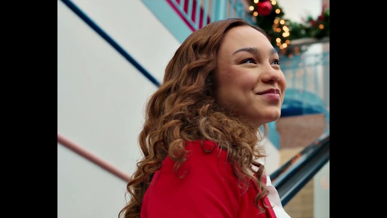 Devyn Nekoda in The Holiday Shift [S1-2023]