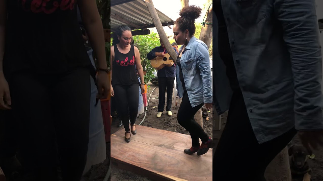 BAILE DE TABLA ZICUIRAN