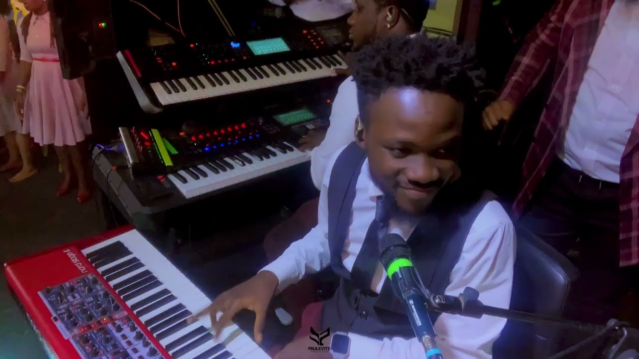 POWERFUL AFRICAN CONTEMPORARY PRAISE MEDLEY || @PastorJerryEze @paulevite