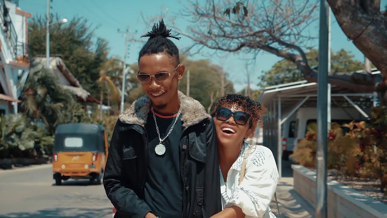 GENERAL DEGRE feat ROSE - Diavolana (Clip Officiel)