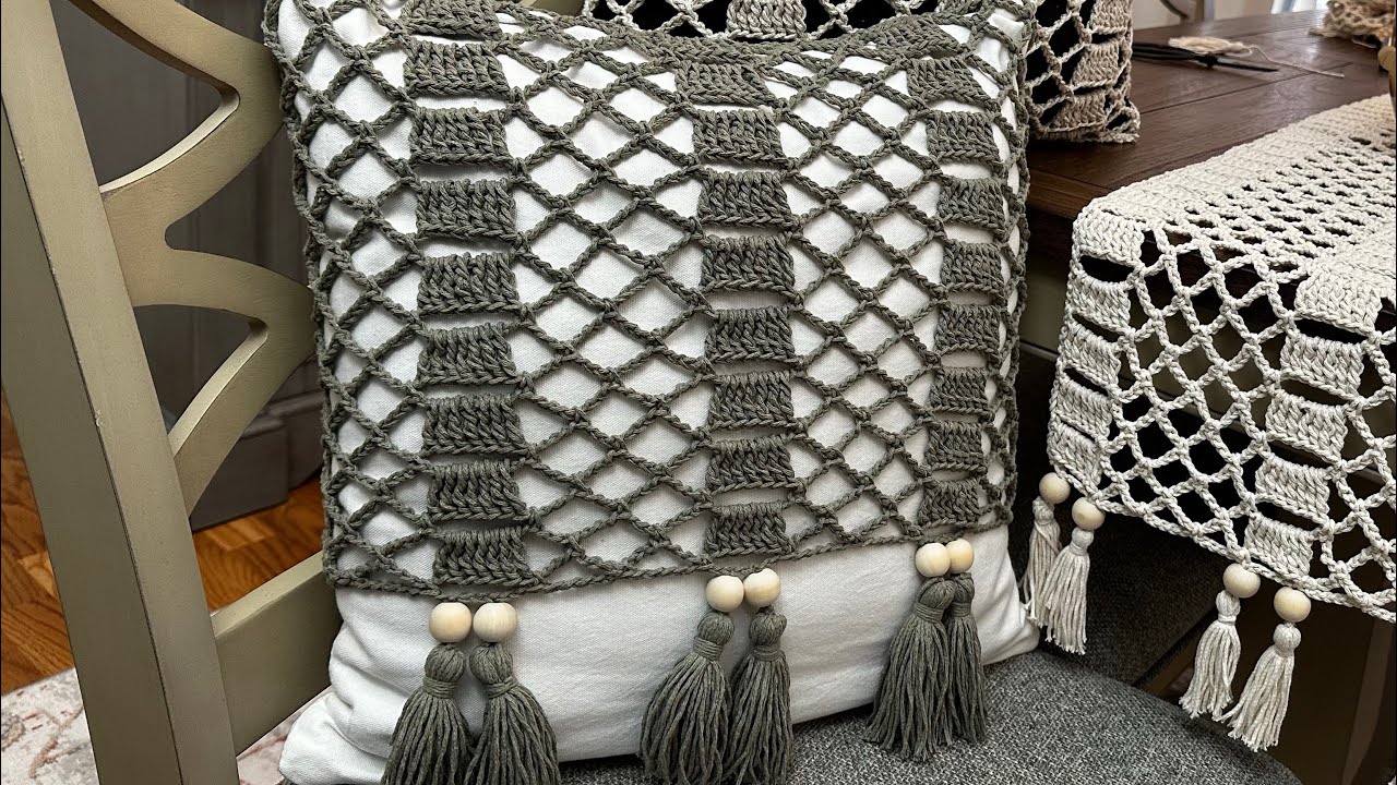 Zincir işi yastık kılıfı / chain work pillow cover