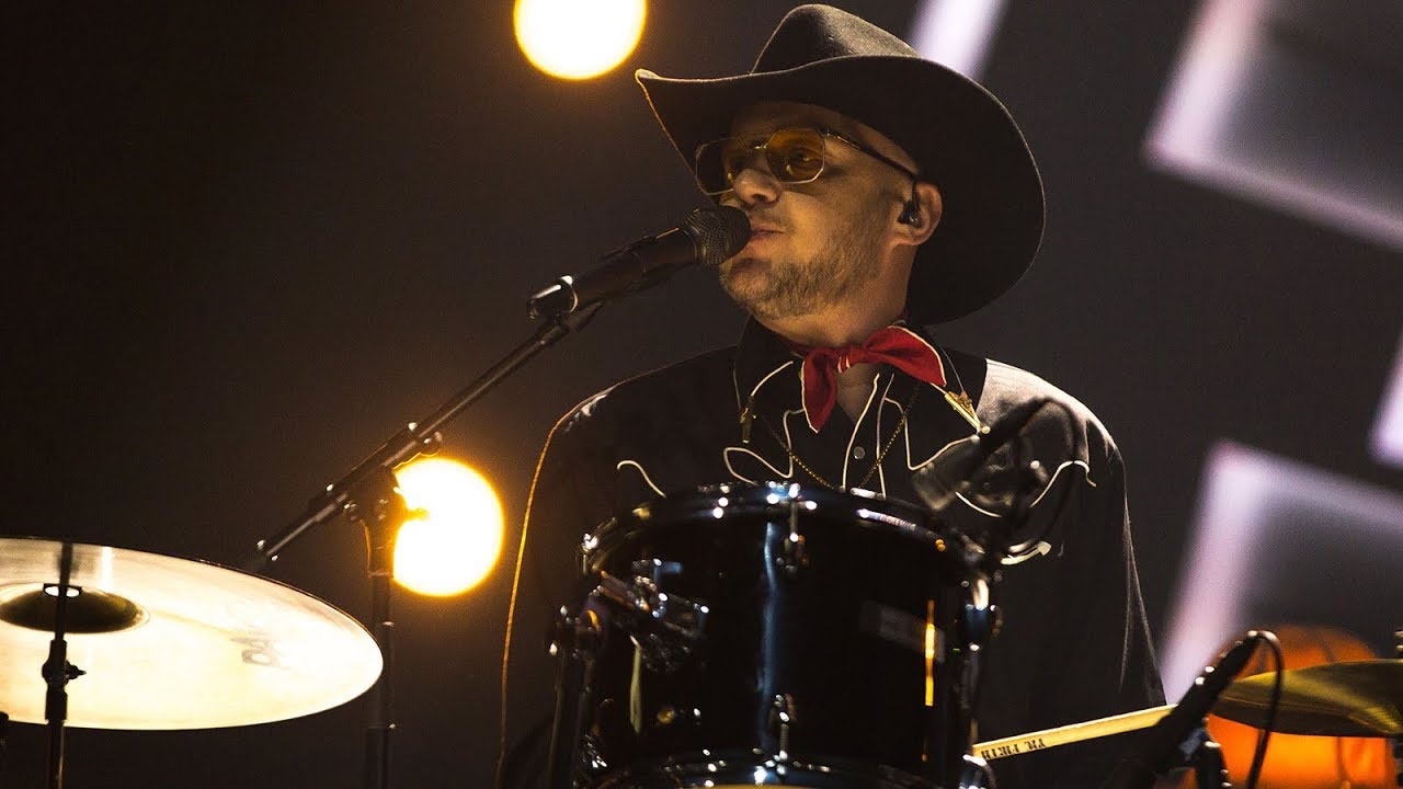 Humørekspressen - Dronning af baren | Dansk Melodi Grand Prix 2019 | DR1